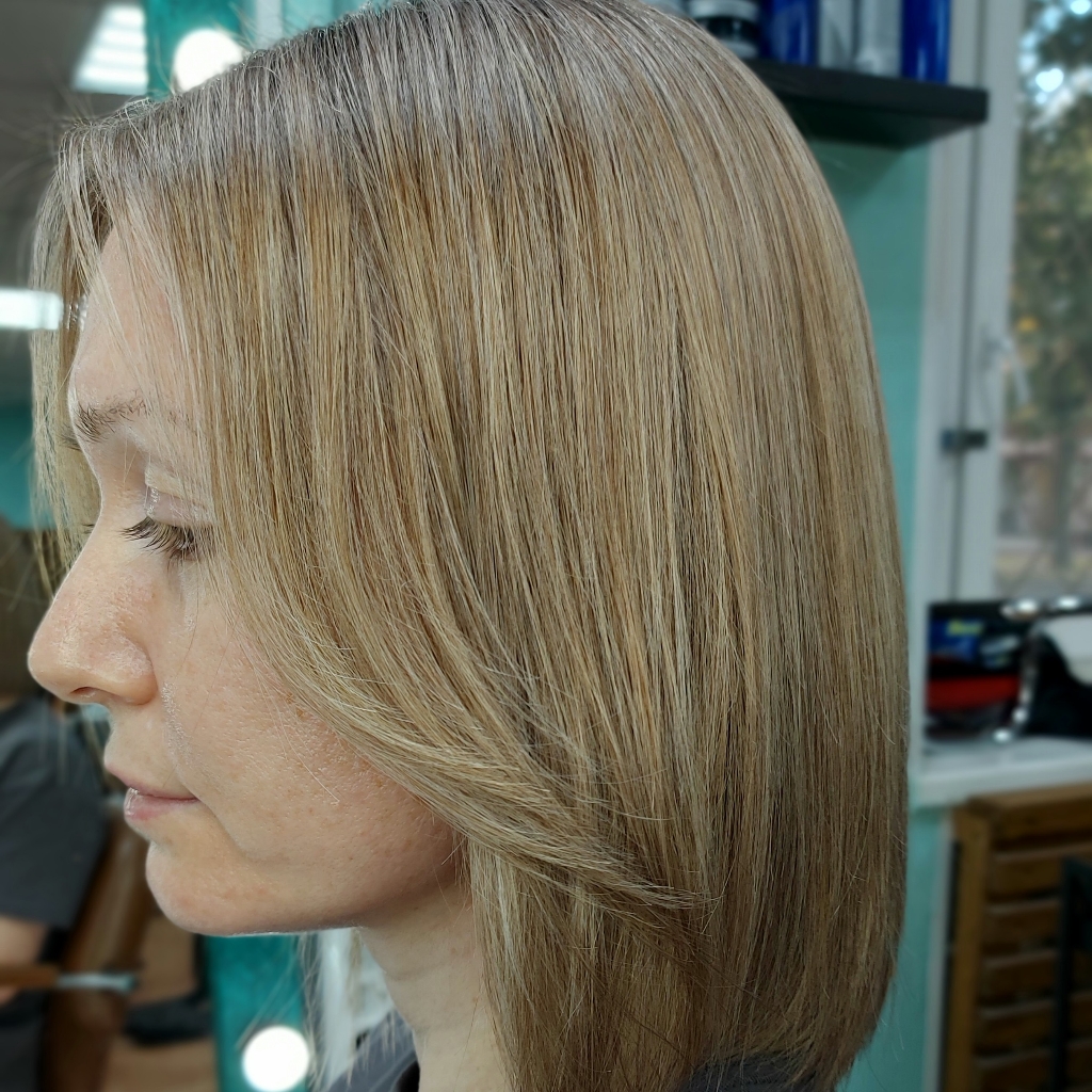 Стрижка челки