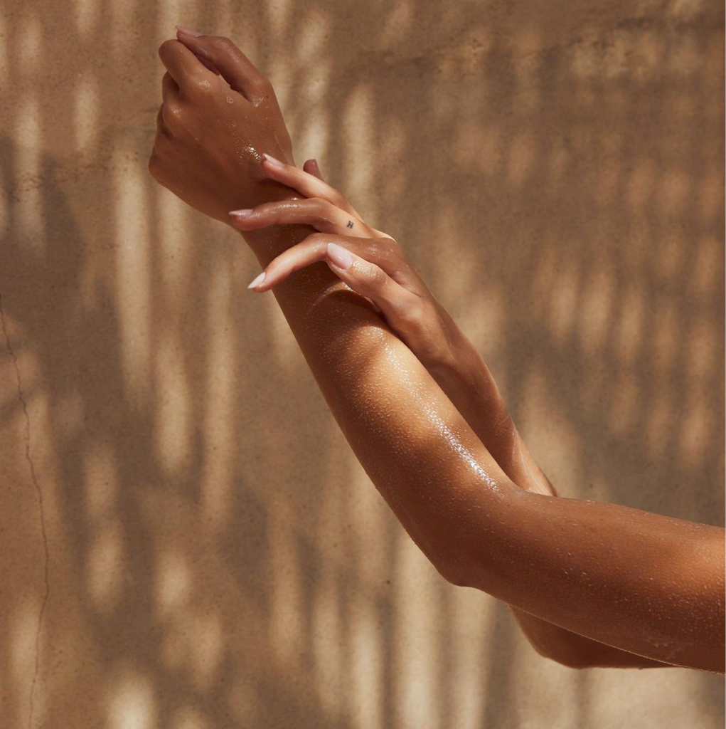 Руки до локтя (плечо или предплечье)