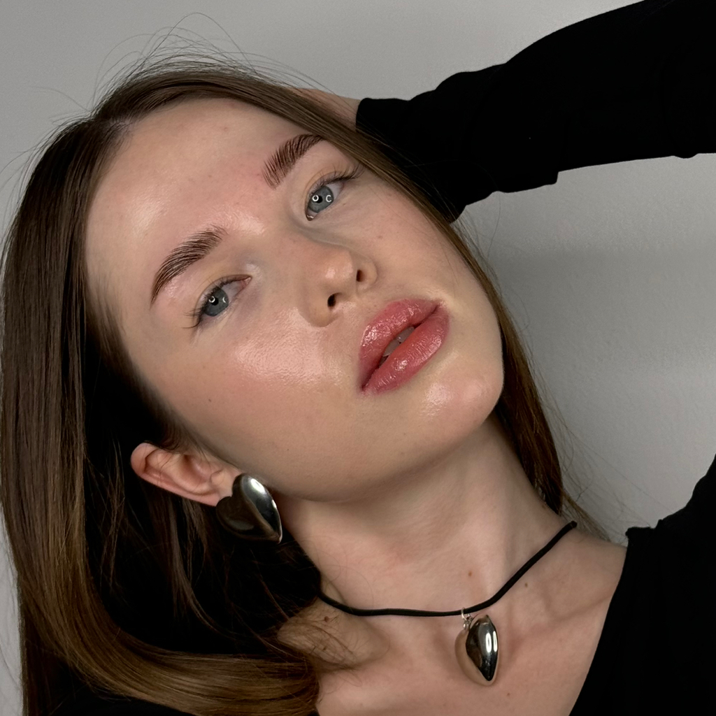 Оформление бровей