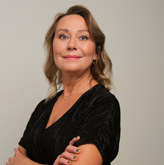 Елена Нетребко