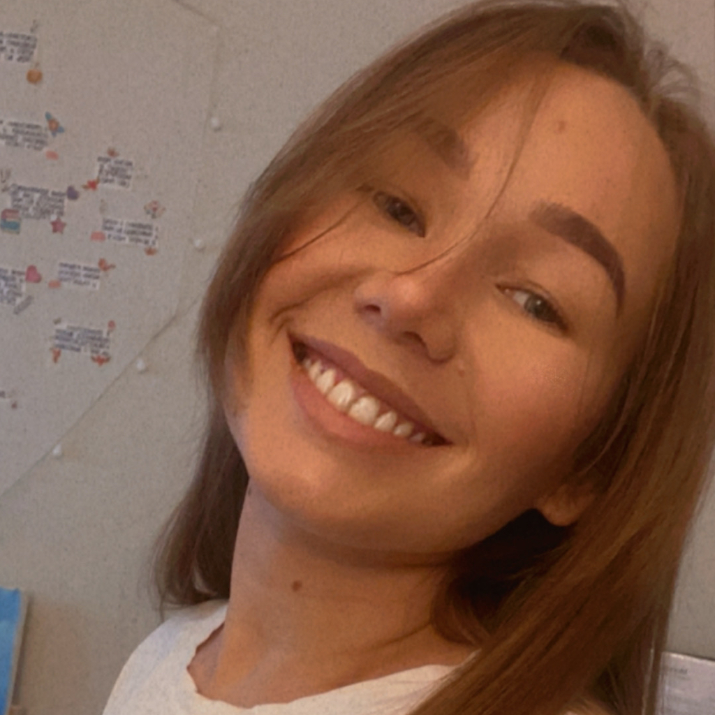 Алина