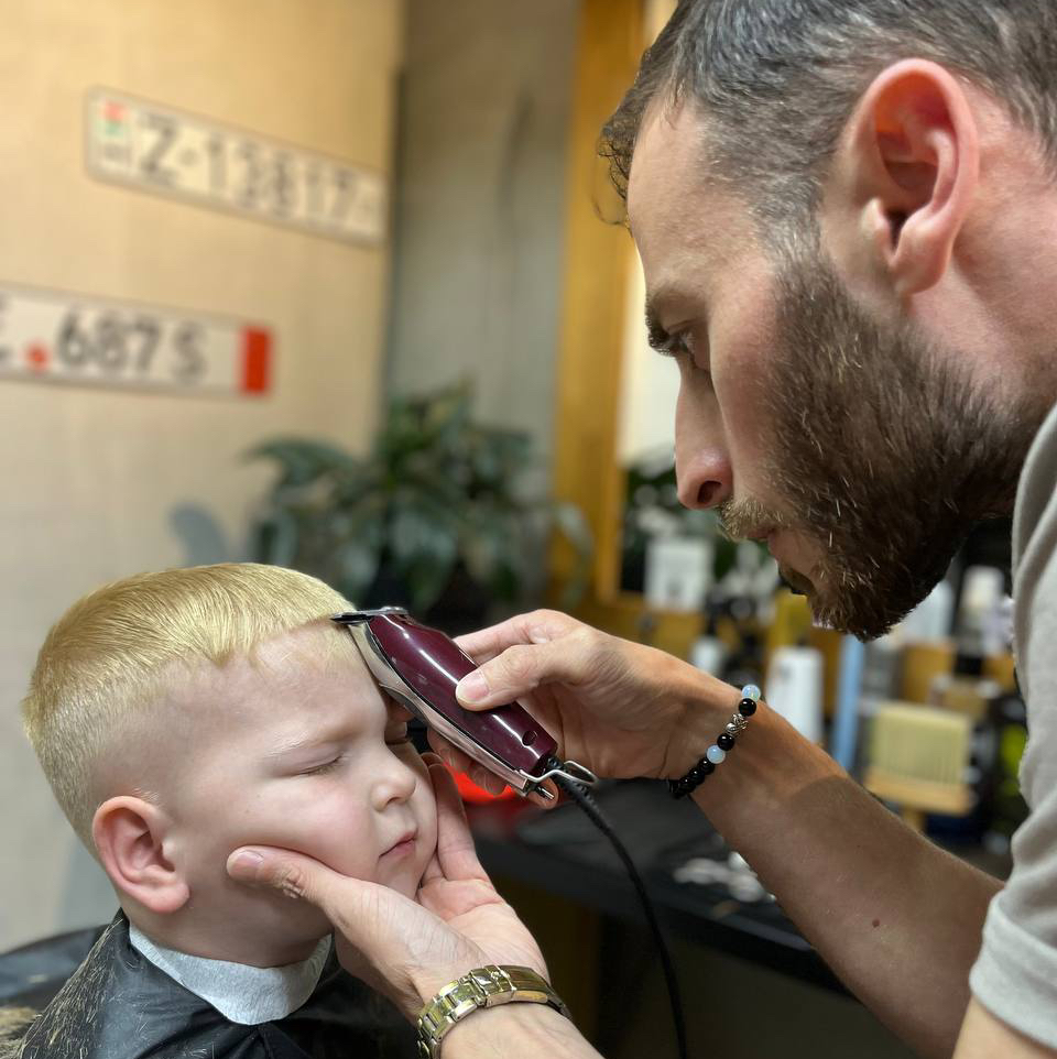 Детская стрижка от 6 лет - (Children's haircut from 6 years old)