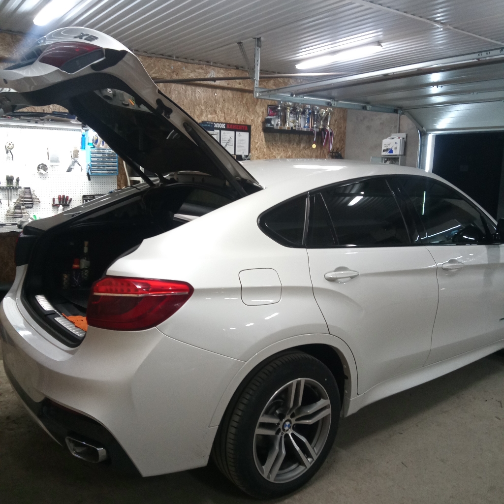 Ремонт привода открытия багажника BMW X6