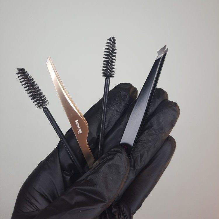 Окрашивание + коррекция бровей