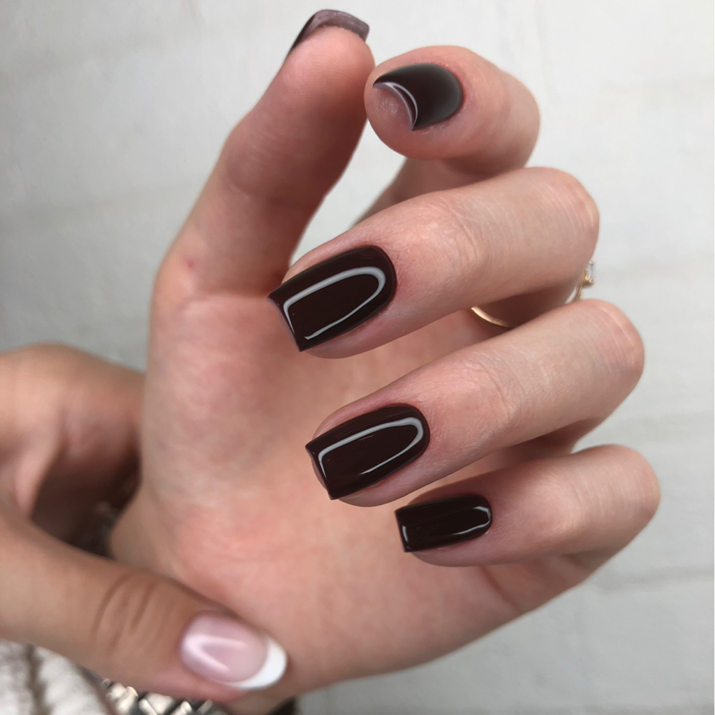 Маникюр с покрытием гель-лак