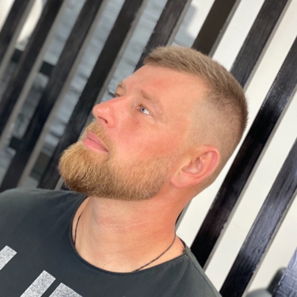 Стрижка чоловіча - Man`s haircut